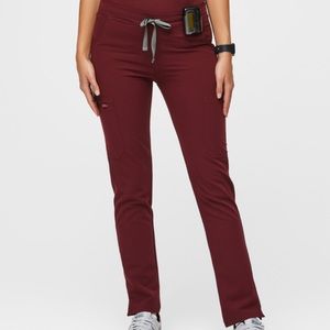 FIGS YOLA BURGUNDY SKINNY SCRUB PANT